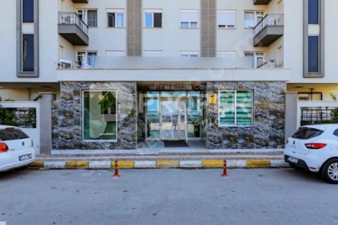 4 rooms Appartement à Konyaalti, Turkey No. 12648 7