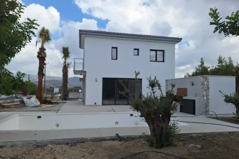 3 bedrooms House in Pyrgos, Cyprus No. 30187 2