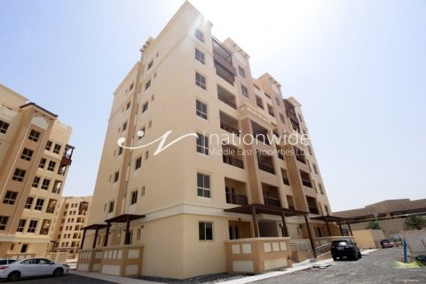 3 dormitorios Apartment en Baniyas, UAE No. 3358 1