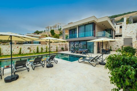 4+1 Villa in Kas, Turkey No. 14148 7