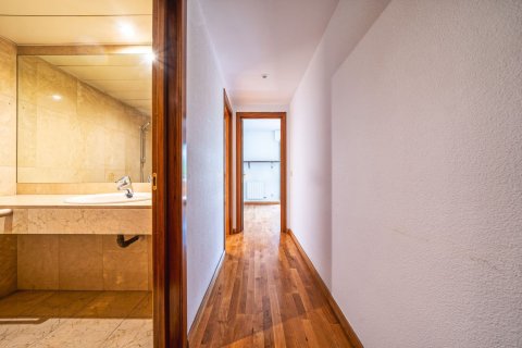 2 dormitorios Apartment en Madrid, Spain No. 26209 8