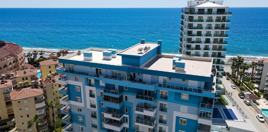 3+1 Apartment in Mahmutlar, Turkey No. 12291