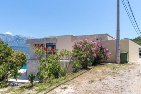 4 dormitorios House en Tivat, Montenegro No. 66775 16