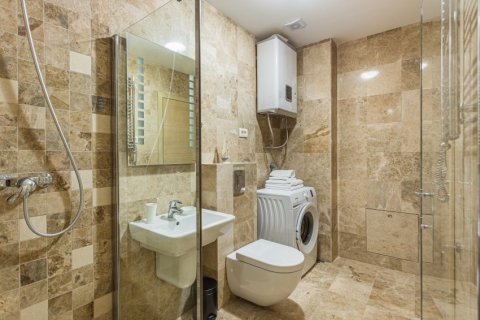 2 chambres Appartement à Budva, Montenegro No. 66779 14