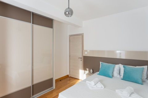 2 chambres Appartement à Budva, Montenegro No. 66779 12