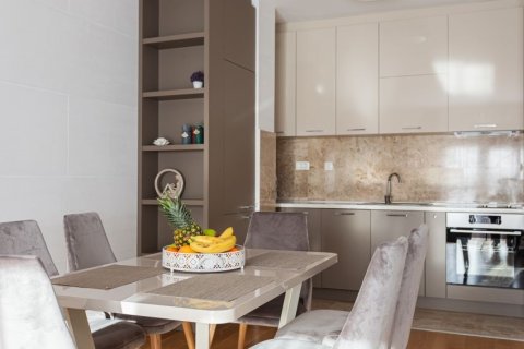 2 dormitorios Apartment en Budva, Montenegro No. 66779 17