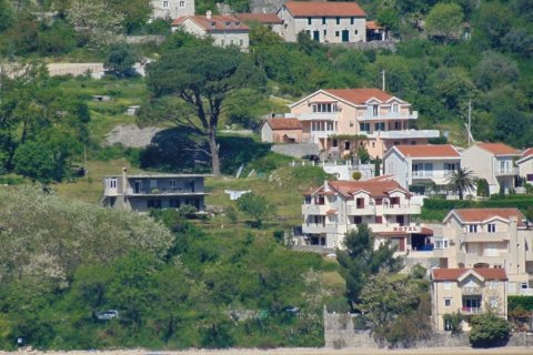 1087m² Land en Kotor, Montenegro No. 66781 14