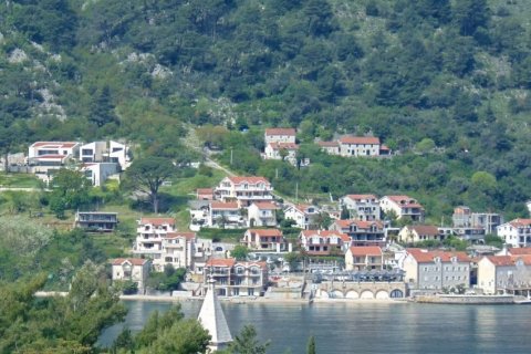 1087m² Land en Kotor, Montenegro No. 66781 15