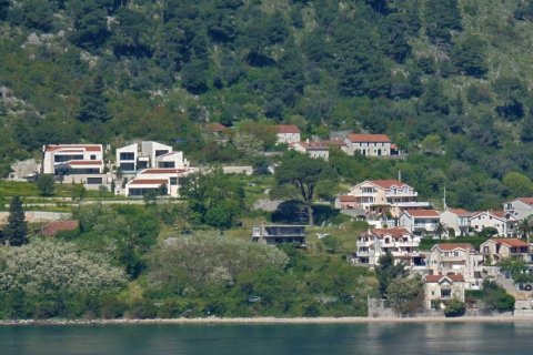 1087m² Land à Kotor, Montenegro No. 66781 12