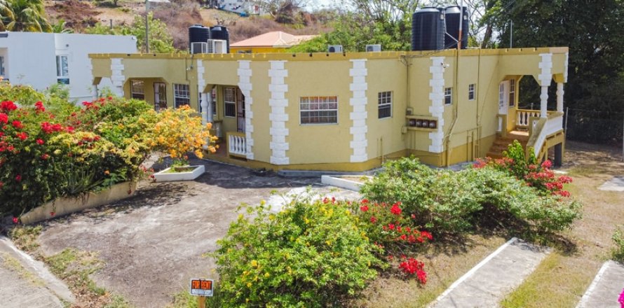 4 bedrooms Commercial property in Calliste, Grenada No. 53174