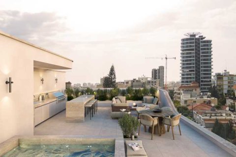 3 bedrooms Penthouse in Limassol, Cyprus No. 71700 1