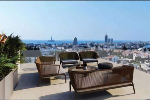 3 dormitorios Apartment en Limassol, Cyprus No. 36935 2