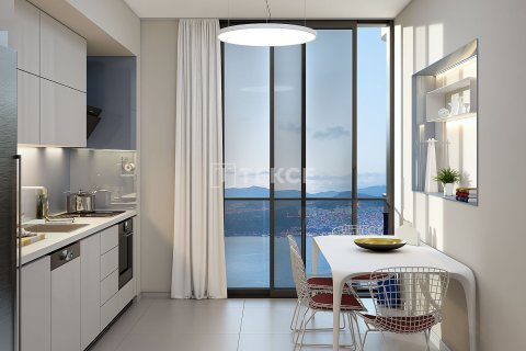 2+1 Apartment in Izmir, Turkey No. 16782 16