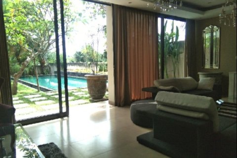 5 bedrooms Villa in Mengwi, Indonesia No. 22665 16