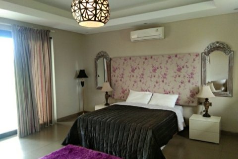 5 bedrooms Villa in Mengwi, Indonesia No. 22665 12