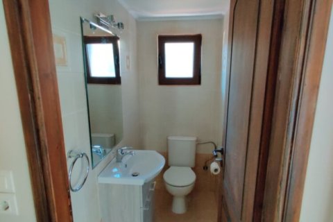 3 bedrooms Villa in Athens, Greece No. 51591 9