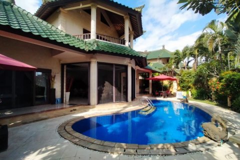 4 bedrooms Villa in Blahbatuh, Indonesia No. 22705 1