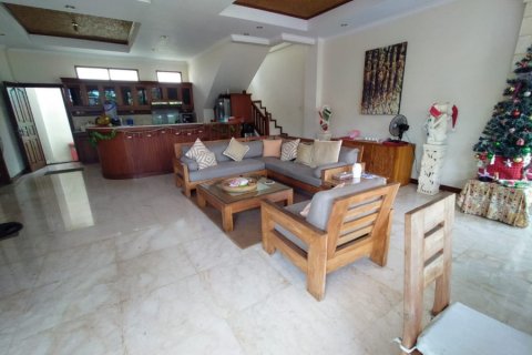 4 bedrooms Villa in Blahbatuh, Indonesia No. 22705 2