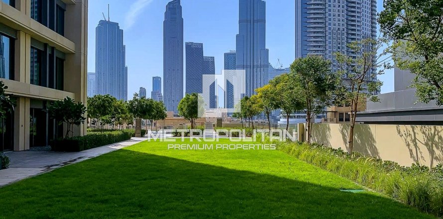 2 bedrooms Apartment in Burj Royale, UAE No. 5784