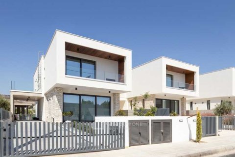 4 dormitorios Villa en Agia Marinouda, Cyprus No. 76183 1