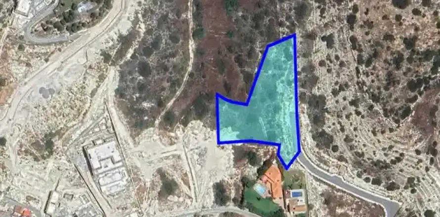 5544m² Land en Agios Tychonas, Cyprus No. 36206