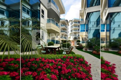 3 rooms Apartment in Alanya, Turkey No. 13412 1