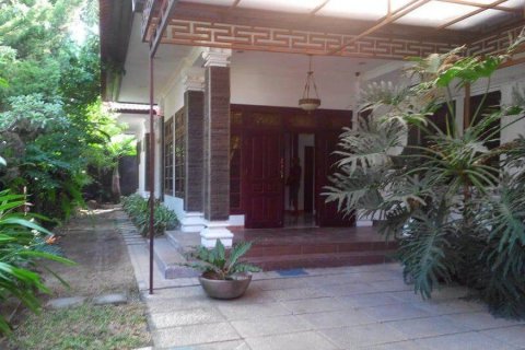 7 bedrooms House in Denpasar, Indonesia No. 23012 7