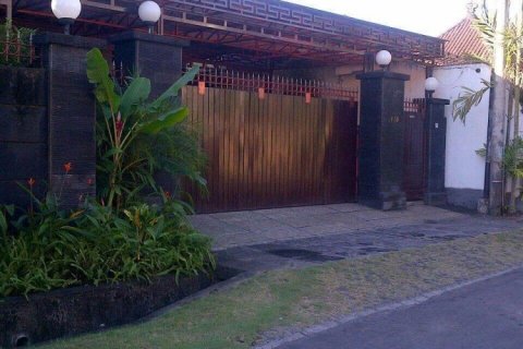 7 bedrooms House in Denpasar, Indonesia No. 23012 1