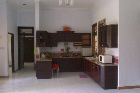 7 bedrooms House in Denpasar, Indonesia No. 23012 9