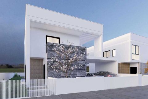 4 bedrooms House in Strovolos, Cyprus No. 30453 2