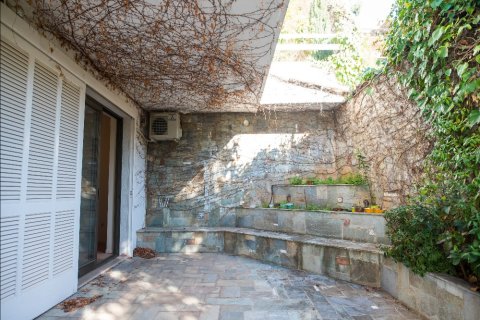 9 rooms Business in Nea Erythraia, Greece No. 56684 3