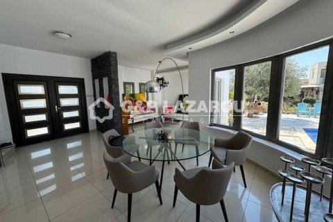 4 dormitorios House en Latsia, Cyprus No. 39958 6