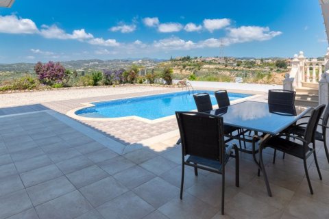 4 bedrooms Villa in Choirokoitia, Cyprus No. 36968 17