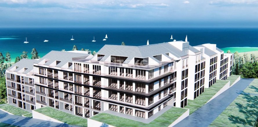 2+1 Apartment en Cinarcik, Turkey No. 21485