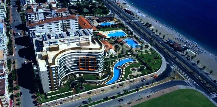 0+3 Apartment en Konyaalti, Turkey No. 12075