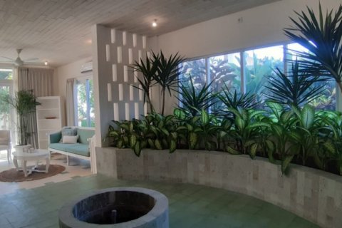 3 bedrooms Villa in Canggu, Indonesia No. 22734 13