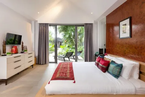 4 bedrooms Villa in Phuket, Thailand No. 3136 11