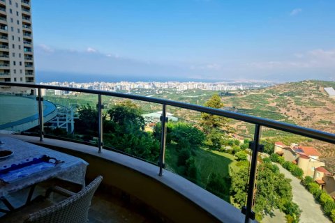 3+1 Apartment en Kargicak, Turkey No. 15500 1