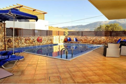 3 bedrooms Villa in Crete, Greece No. 24327 16