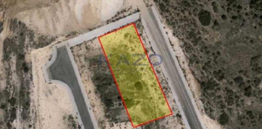 1335m² Land in Agios Athanasios, Cyprus No. 64755