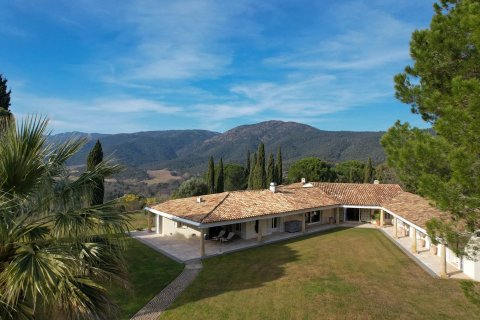 13 bedrooms House in Cogolin, France No. 68194 9