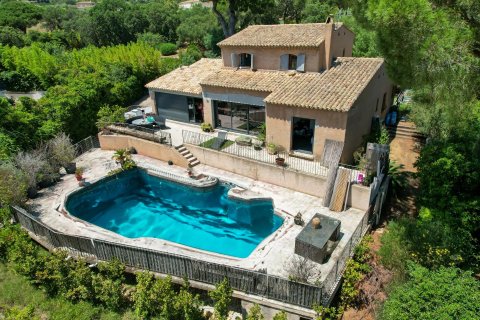 4 bedrooms House in Grimaud, France No. 68206 1