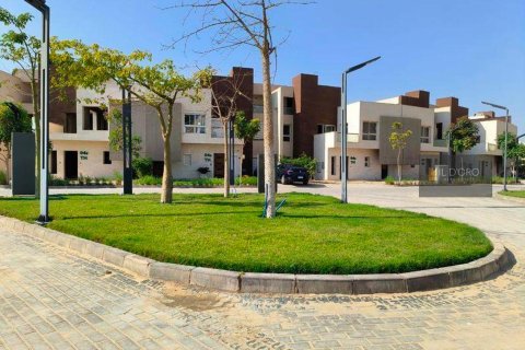 4 dormitorios Townhouse en 6 October Compounds, Egypt No. 39045 22