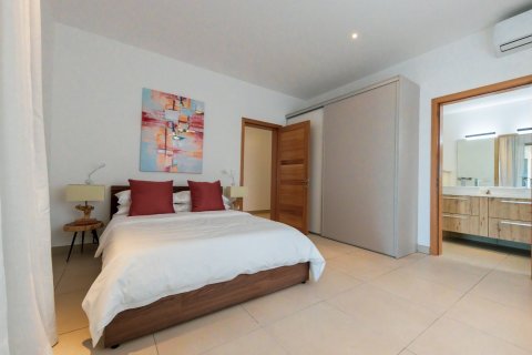 3 bedrooms Apartment in Grande Riviere Noire, Mauritius No. 60954 5