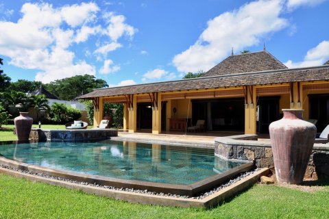 4 bedrooms Villa in Tamarin, Mauritius No. 60956 11