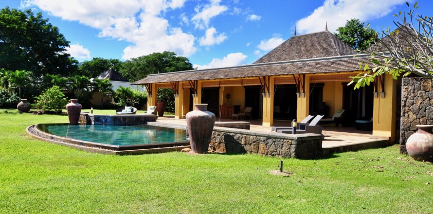 4 bedrooms Villa in Tamarin, Mauritius No. 60956