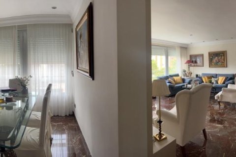 4 bedrooms Apartment in Benidorm, Spain No. 26590 13