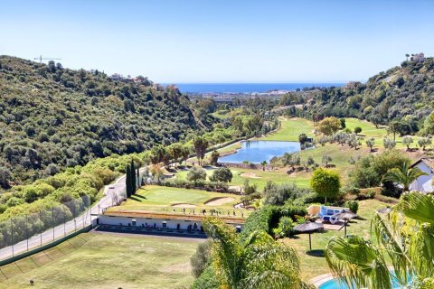 3 chambres Appartement à Benahavis, Spain No. 25143 2