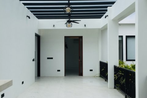 3 dormitorios Villa en Dalung, Indonesia No. 23372 14