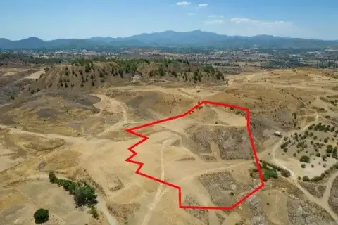 25419m² Land en Agia Varvara, Cyprus No. 35462 1